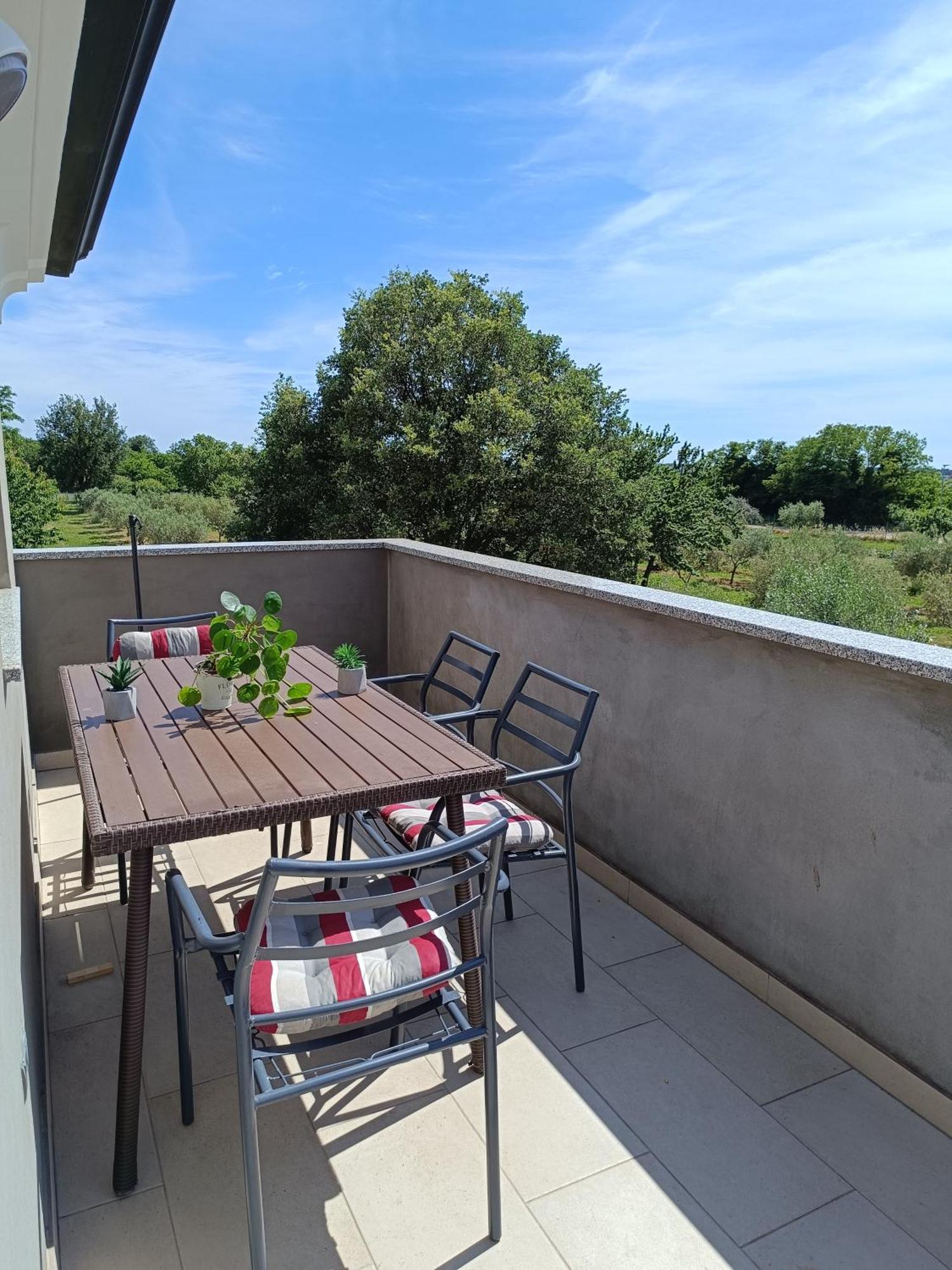 Apartman Ika Umag Luaran gambar