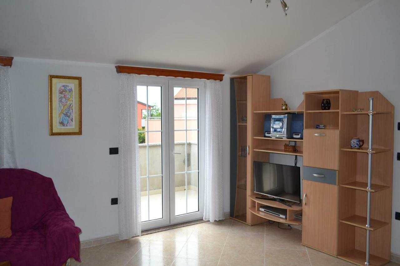 Apartman Ika Umag Luaran gambar
