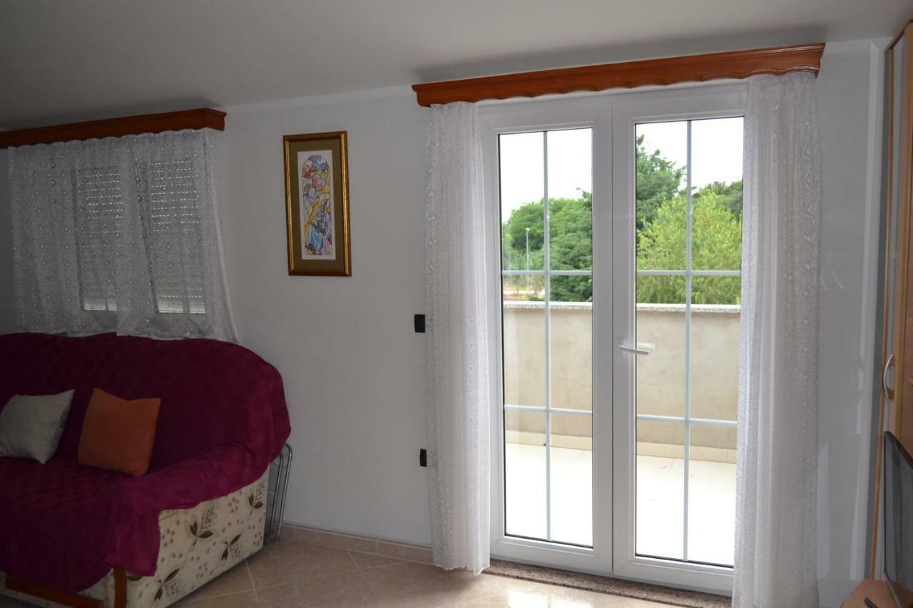 Apartman Ika Umag Luaran gambar
