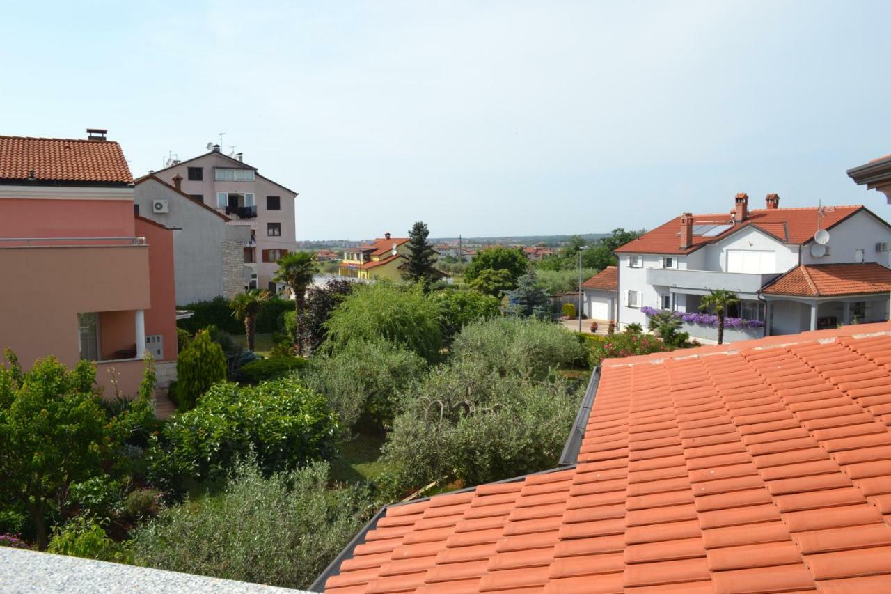 Apartman Ika Umag Luaran gambar